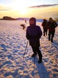 ismael mongi guia turistico tanzania